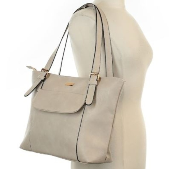 Handbags - Cream Tote / Shoulder Bag